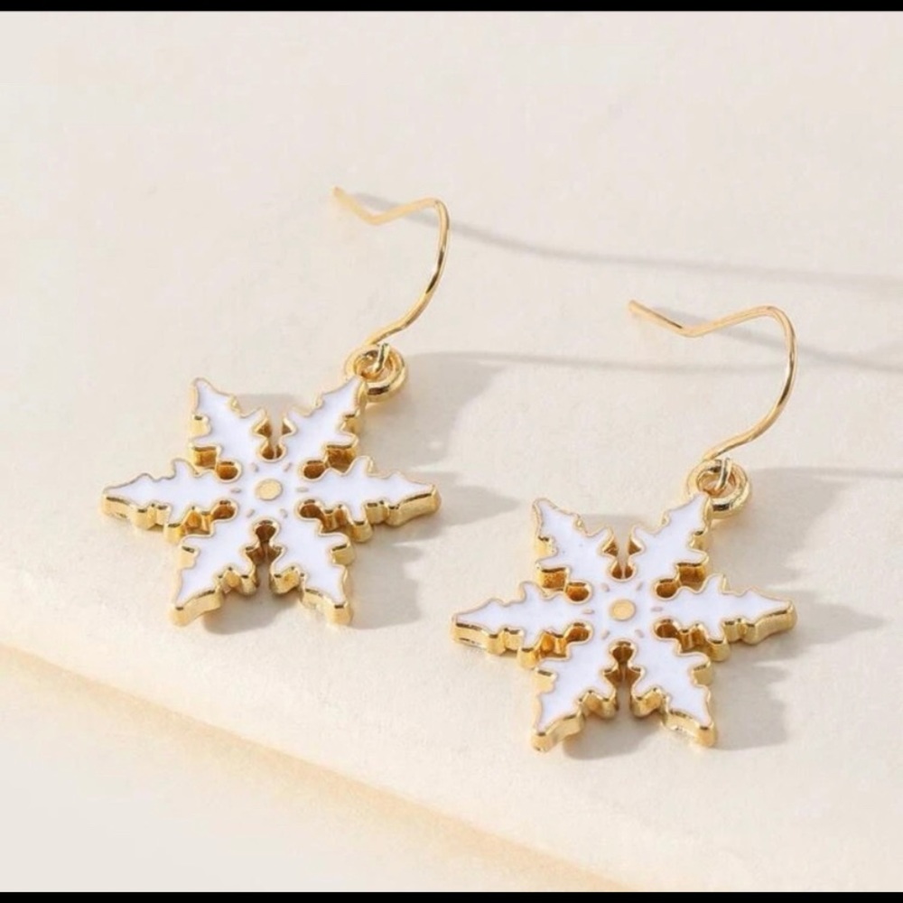 Christmas White Snowflake Earrings